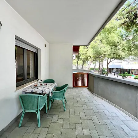 Vacation Flat In A Prime Location * リニャーノ・サッビアドーロ